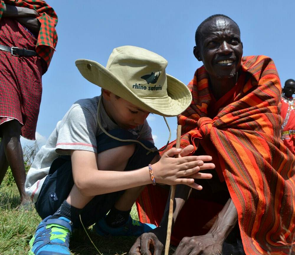 Ana M Buscando al Rey Leon Verano 2016 Fuego Masai